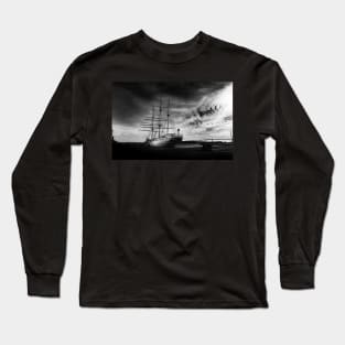 gorch fock, black and white Long Sleeve T-Shirt